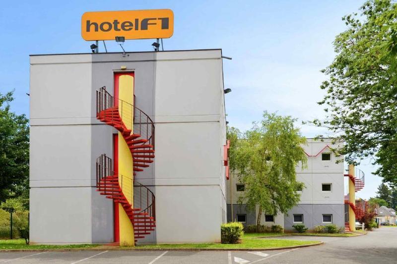 Hotelf1 Chanas A7 Екстер'єр фото